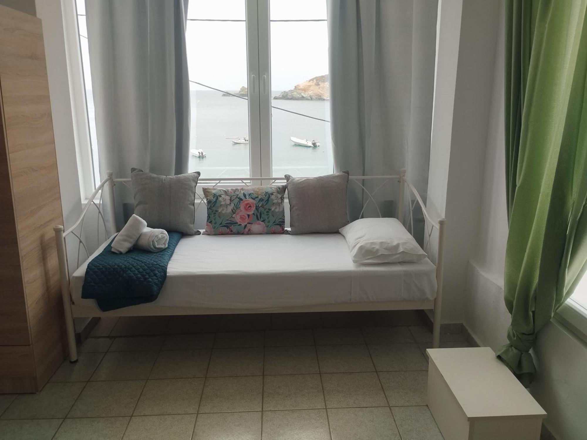 Anatoli Lygaria Apartments On The Beach 利加里亚 外观 照片