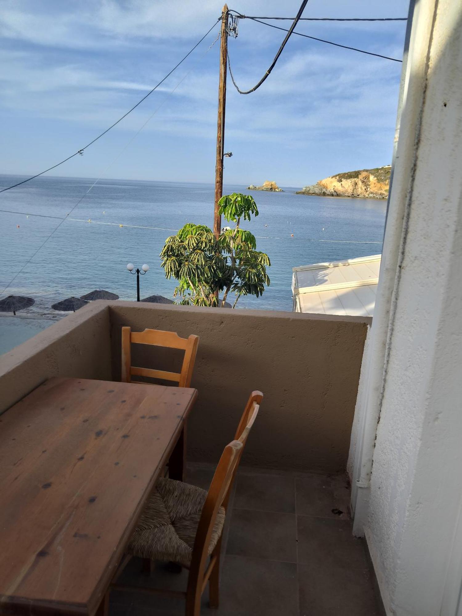 Anatoli Lygaria Apartments On The Beach 利加里亚 外观 照片