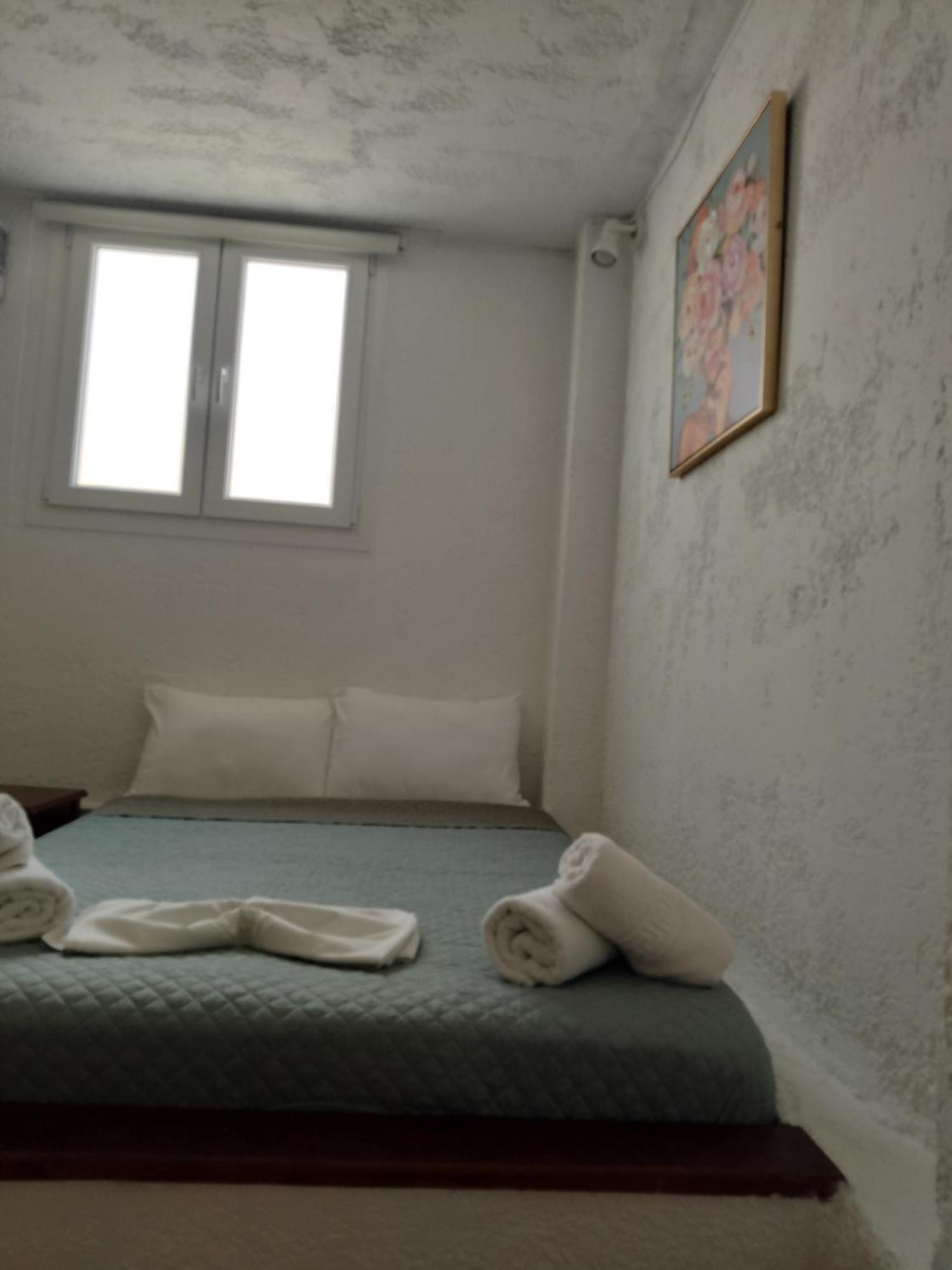 Anatoli Lygaria Apartments On The Beach 利加里亚 外观 照片