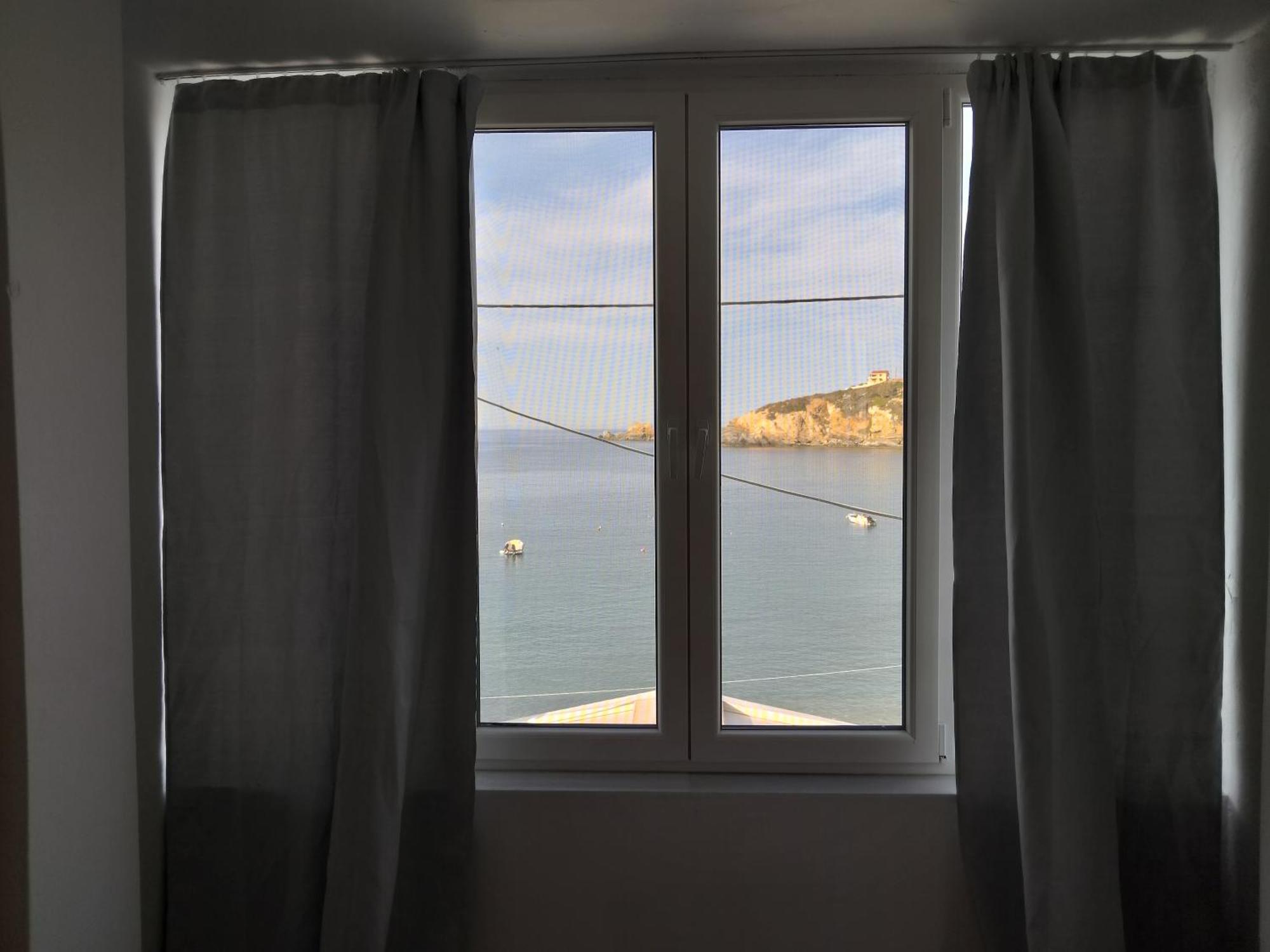 Anatoli Lygaria Apartments On The Beach 利加里亚 外观 照片