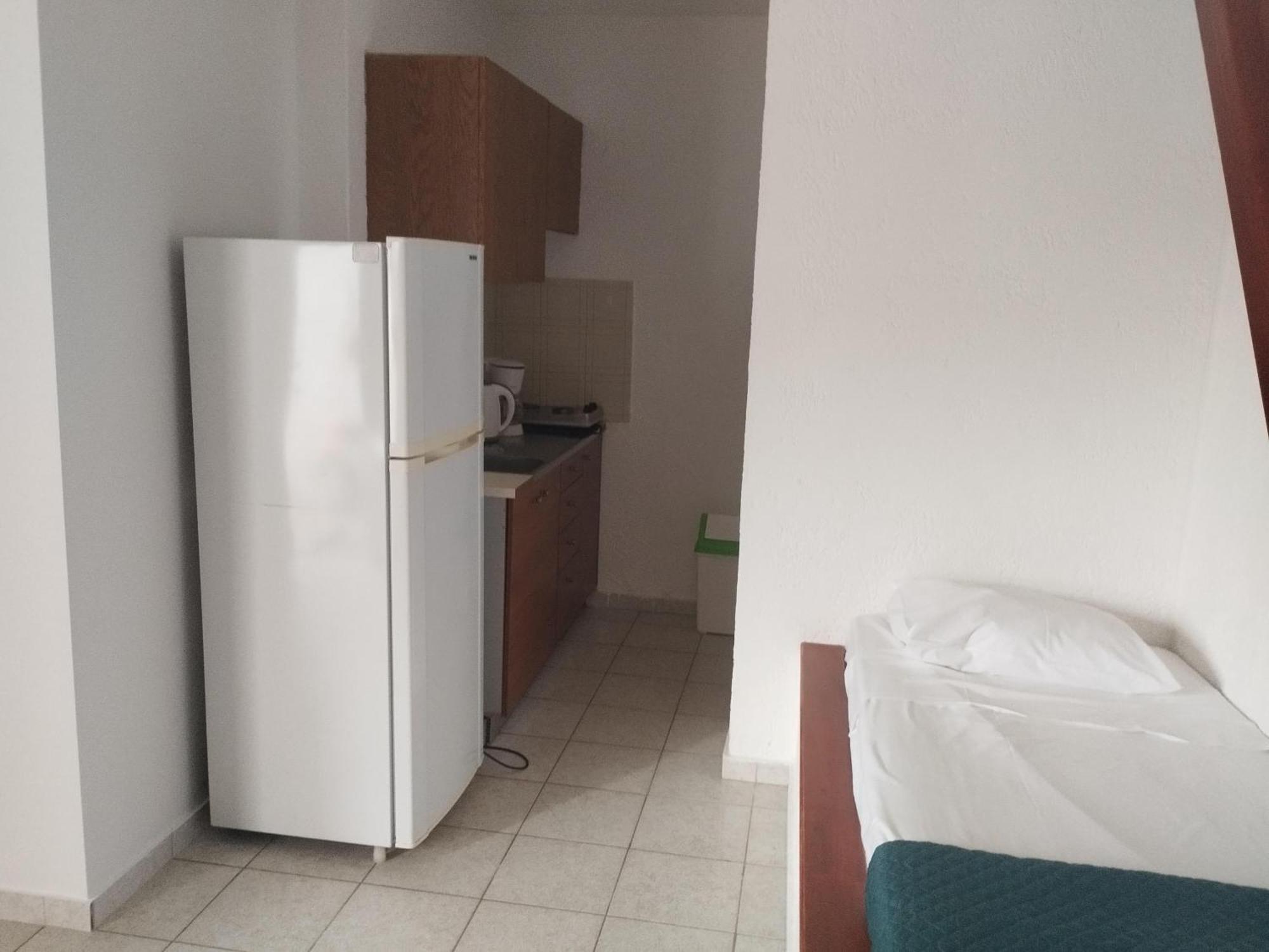 Anatoli Lygaria Apartments On The Beach 利加里亚 外观 照片